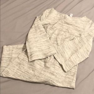 3/$15 Old Navy Fit & Flare dress /Trumpet Sleeves